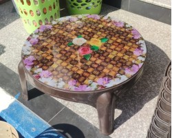 طاولة طعام - طبلية بلاستيك مدورة لون بني مذهب / سكني ماربل